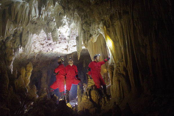 男旅でも満足しすぎる西表島の洞窟探検が本気すぎる理由⑧：ケイビングツアーにどハマりするとさらにヤバイ件
