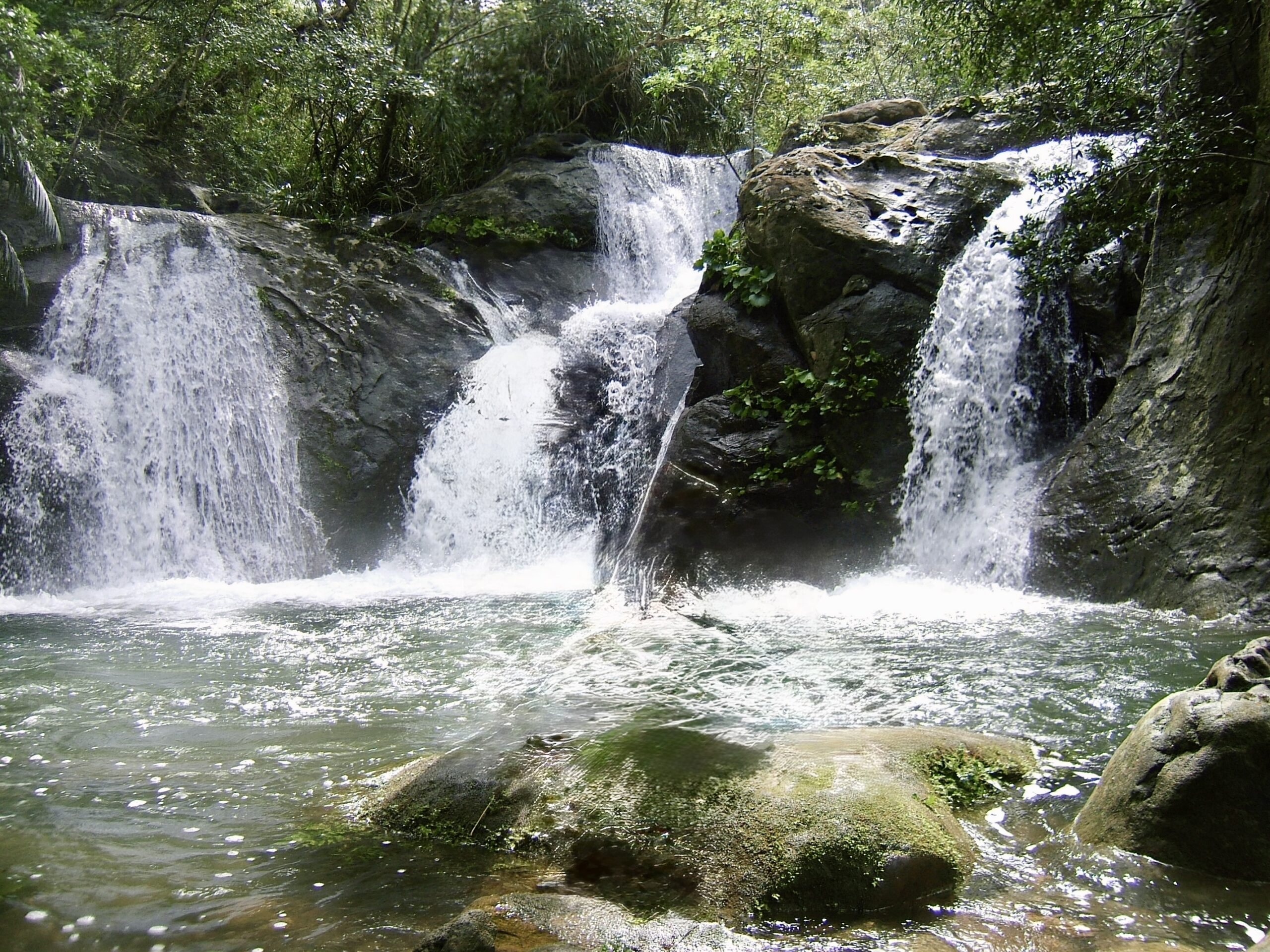 マヤロックの滝